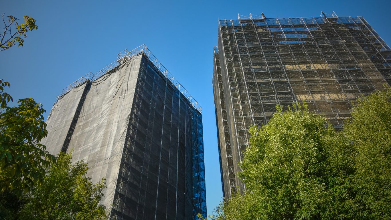 大規模修繕、
今やるべきか迷っていませんか？